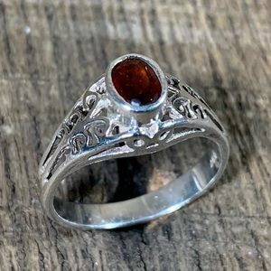 925 Sterling Silver Red Stone Ring